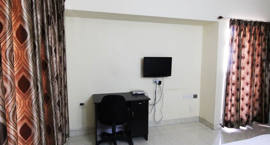 Shree Balaji  Service Apartments  Chinchwad 1, Pune 5